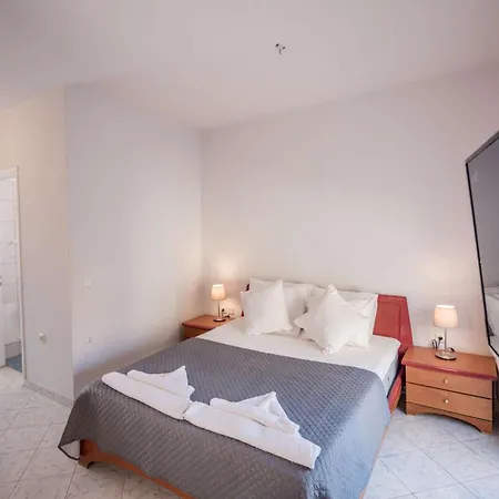 Apartament Suns Downtown A By 8essentially *